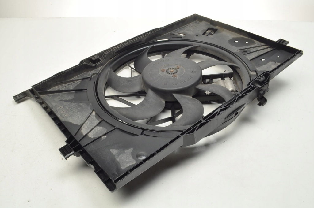 Mercedes w245 2.0 cdi вентилятор радиатора a1695002693 с Разборки