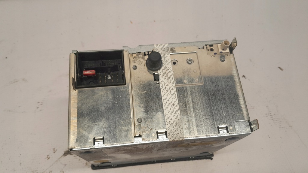 фото №2, Vw fox радио заводской cd 5e3765825m