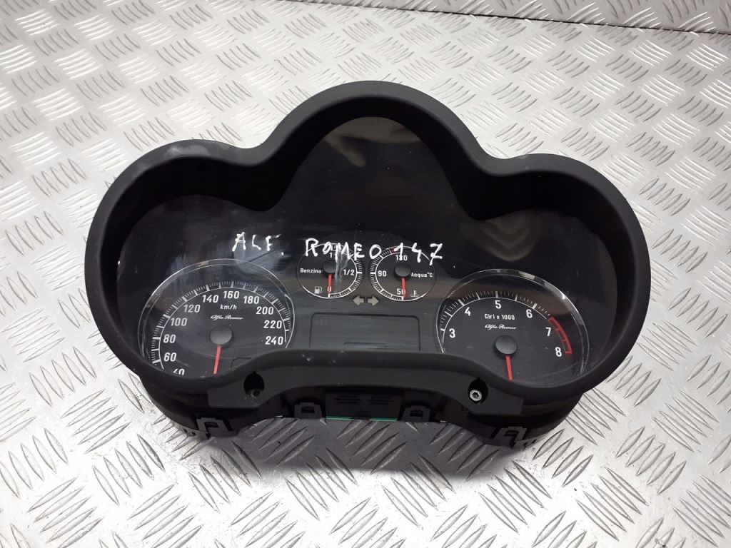 фото №1, Лічильник прилади alfa romeo 147 1.6 156071225