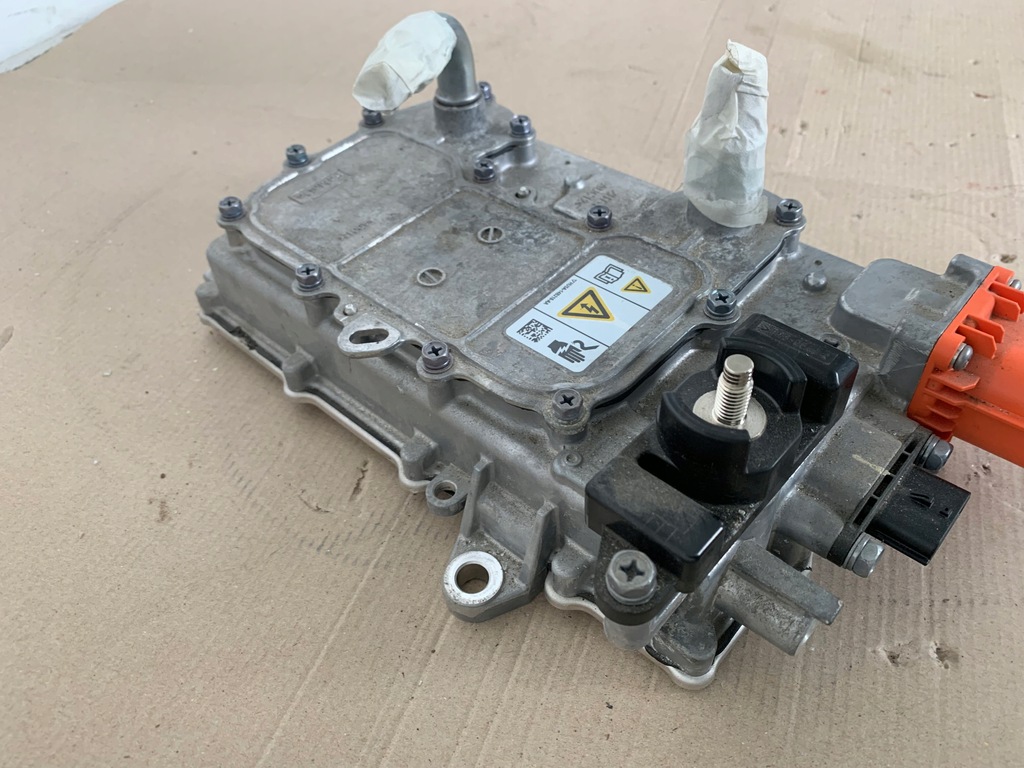 фото №7, Ford mustang mach-e rwd 75.7 kwh преобразователь напряжения оригинал