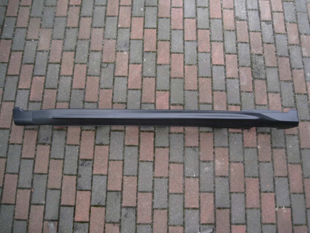 фото №1, Молдинг порог правая honda hrv 2015-2020r оригинал