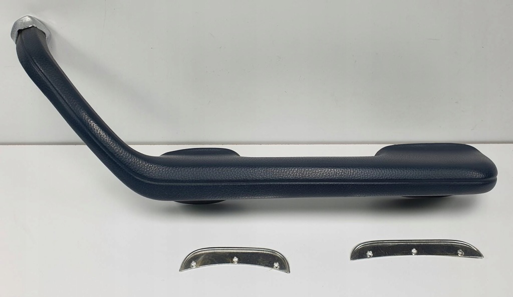 Купити Ручка обшивка двері правий перед mercedes w115 w114