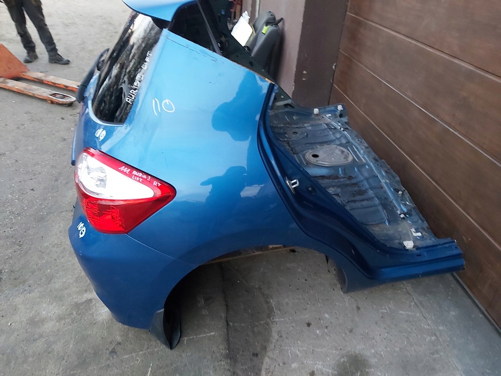 фото №6, Toyota auris i lift бампер крышка багажника крыло pas задняя