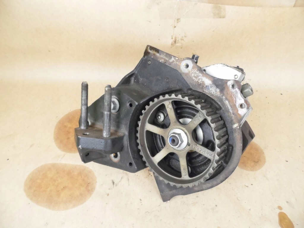 Купити Volvo v40 i насос упорскування 1.9dci 0445010075