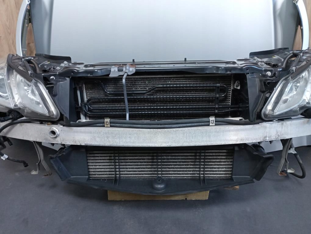 фото №9, Mercedes c207 w207 перед kompletny amg капот бампер pas 2.2 cdi