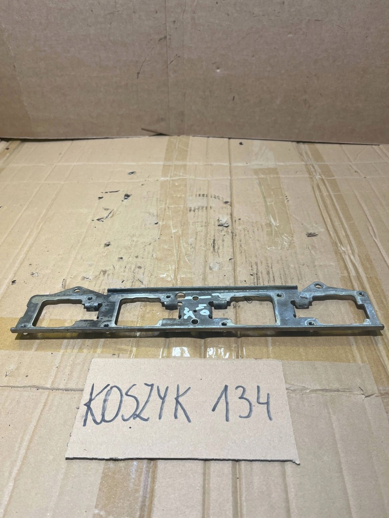 Купить Alfa romeo 147 молдинг крепления катушки зажигания