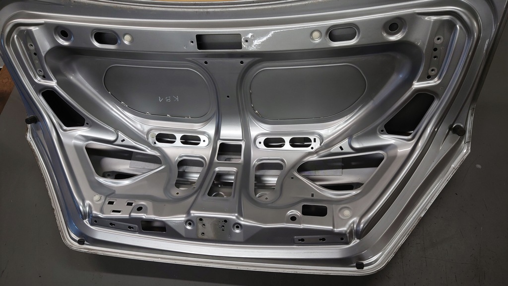 фото №5, Крышка багажника задняя задняя honda legend iv nh727m kb1 kb-1