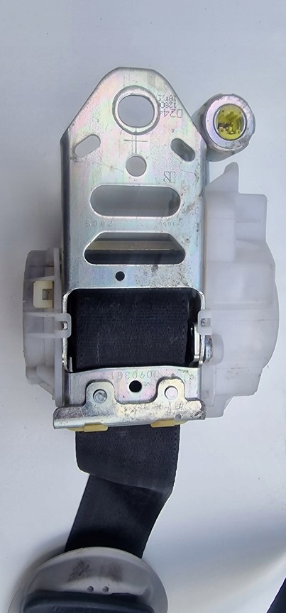 фото №2, Pas безпеки натягувач лівий перед prius iii