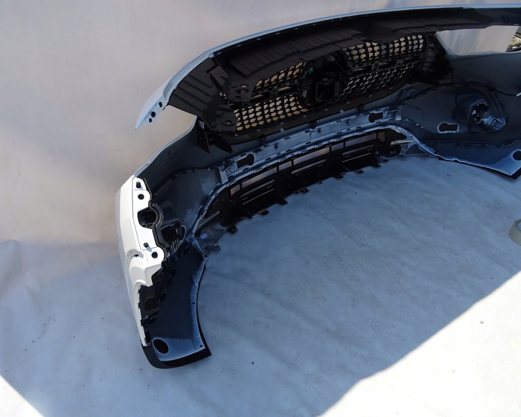 фото №9, Бампер перед передний mercedes h247 gla