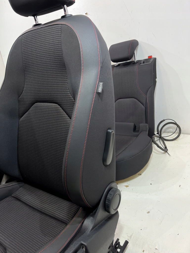фото №12, Сиденья заднее сиденье комплект seat leon iii lift fr kombi idealne !