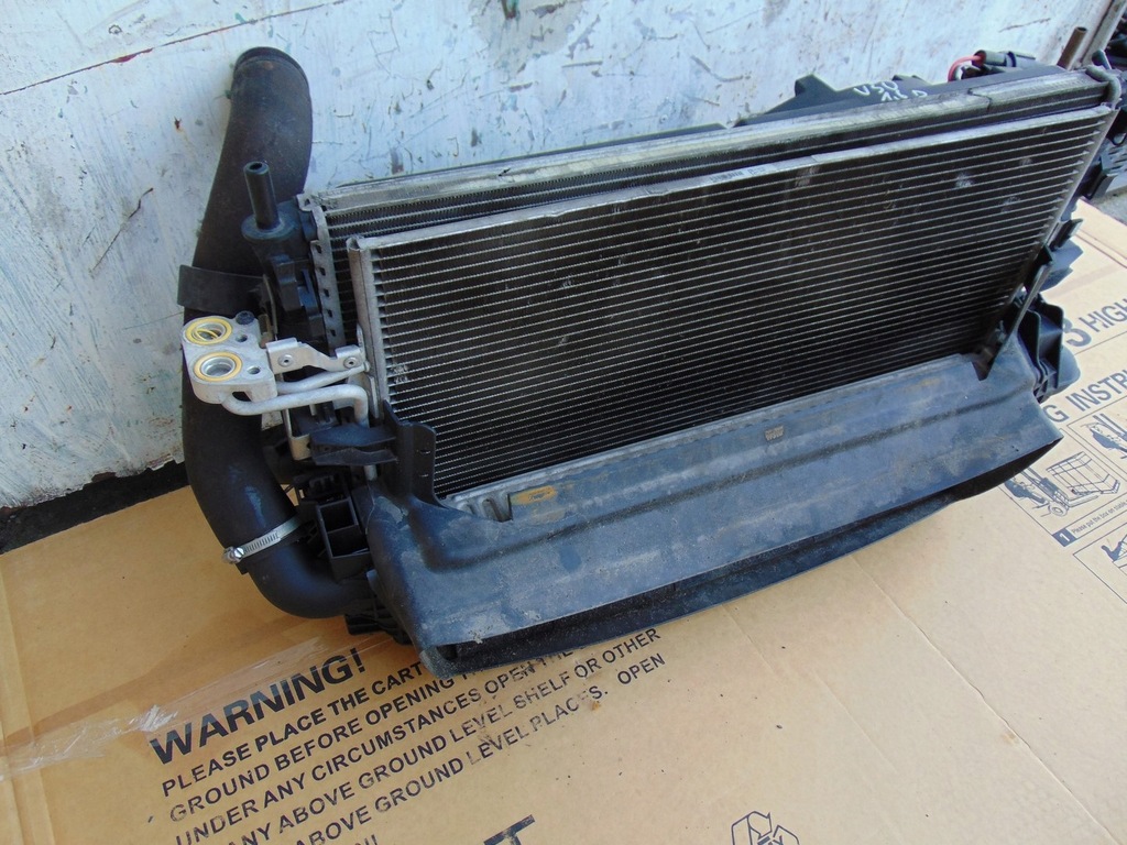 фото №5, Комплект радіатор вентилятор volvo v50 1 lift 1.6 d 3m5h-8c607-rh