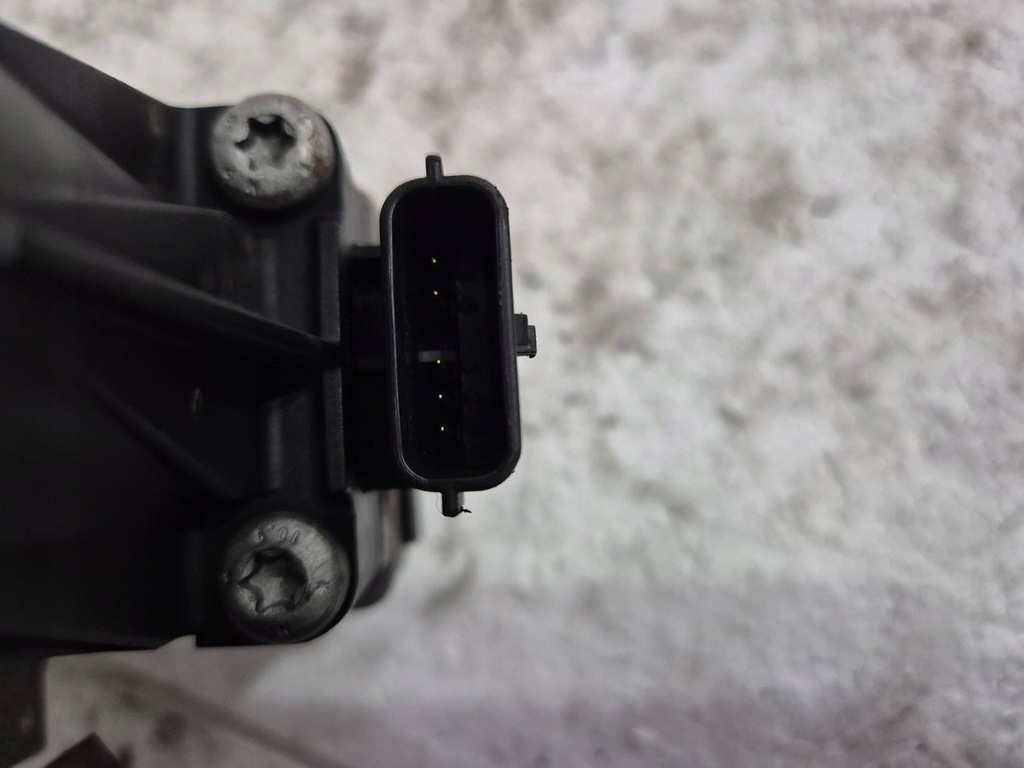 фото №6, Клапан egr h8200129863 nissan note e12 1.5 dci