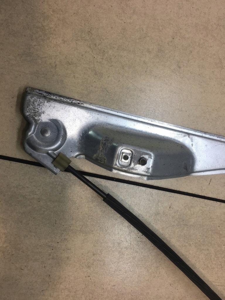 фото №6, Подъемник стекло левый перед clio iii 8200291145