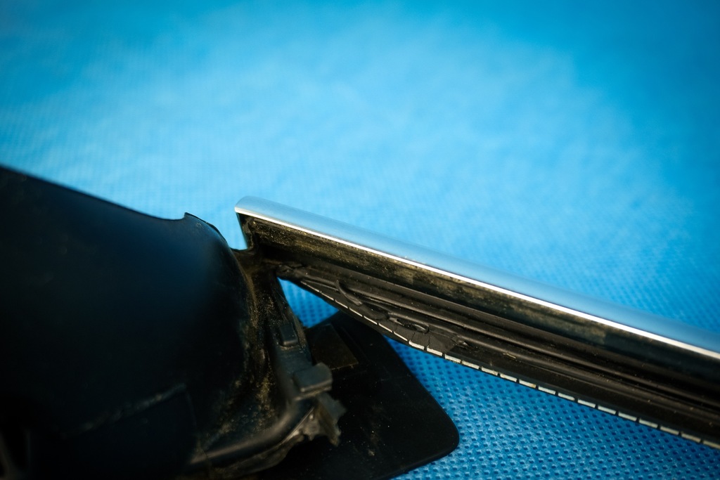 фото №8, Молдинг уплотнитель дверь хром audi a8 s8 4h 4h0853284c 2zz