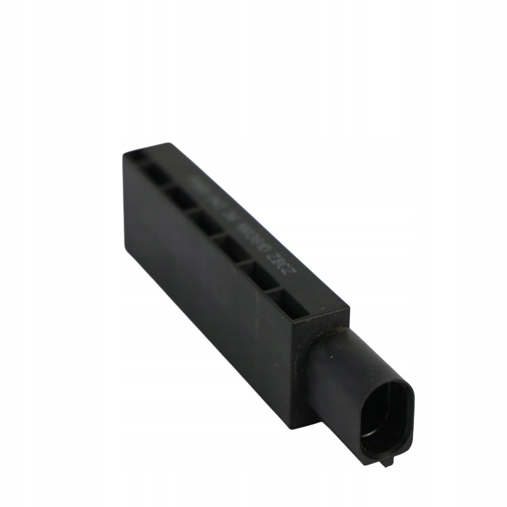 Volkswagen tiguan 5n audi q3 8u антенна kessy keyless 5k0962131 Цена