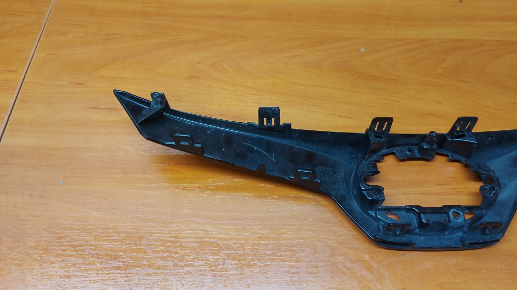 фото №12, Решітка радіатора решітка радіатора бампера перед передня toyota corolla e21 kombi hb 18-