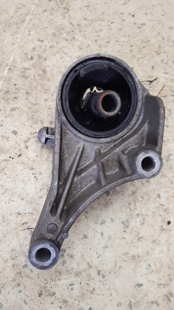 фото №1, Кронштейн подушка двигателя opel corsa c 1.7cdti