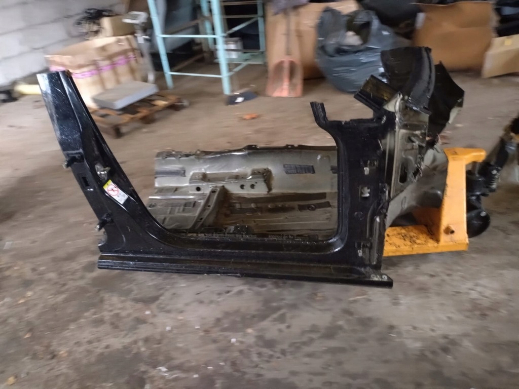 фото №1, Golf vii чверть передня права поріг блок двигуна