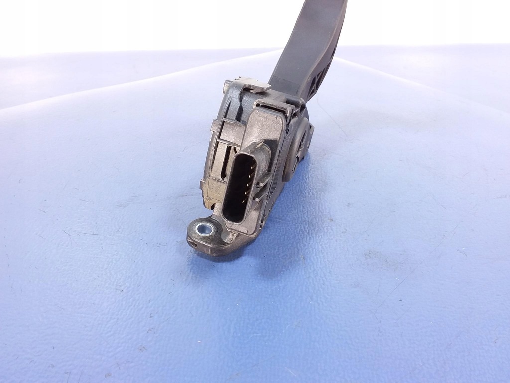 фото №6, Audi a8 d4 4h педаль потенциометр газа 8k1723523a