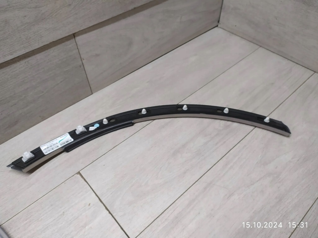 фото №7, 10201. bentley bentayga молдинг крыло левый задняя 36a853817