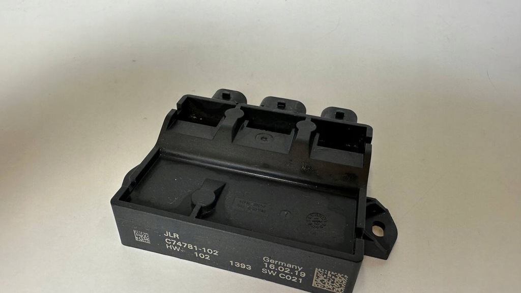 фото №1, Модуль крышки range rover velar l560 c74781-102