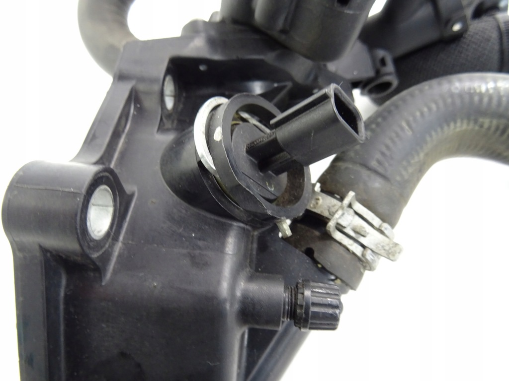 фото №13, Pulsar 1.2 dig-t wąż шланг wody 110600353r