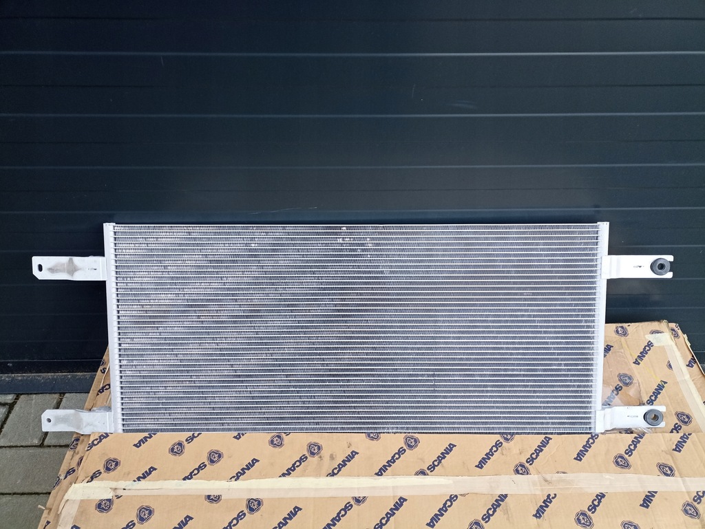 фото №1, Радиатор кондиционера scania r s 3005428 2023 r.
