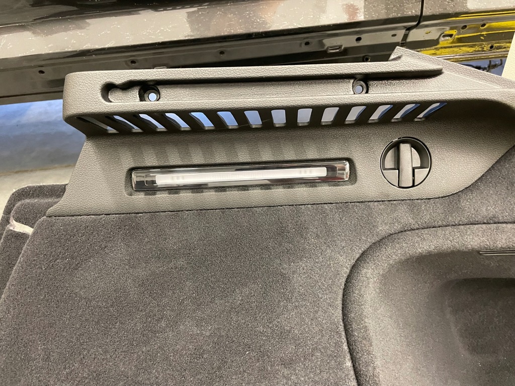 фото №5, Обшивка багажника левый правый задняя a5 8w sportback