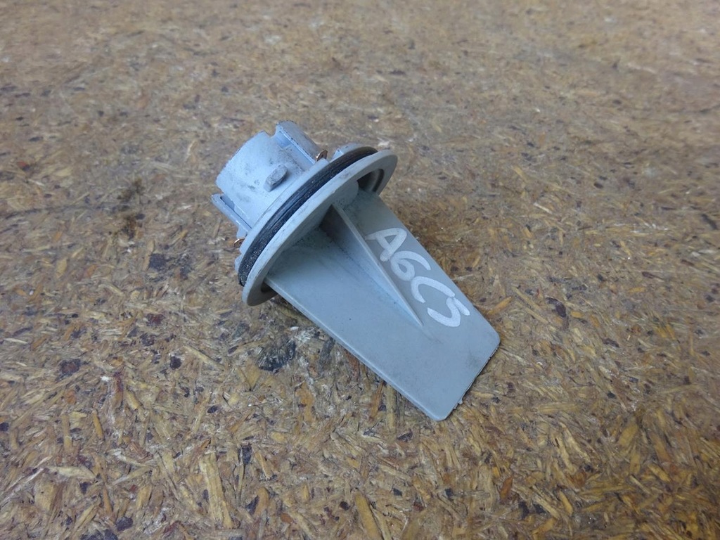 фото №1, Audi a6 c5 lift цоколь роз'єм лампочка