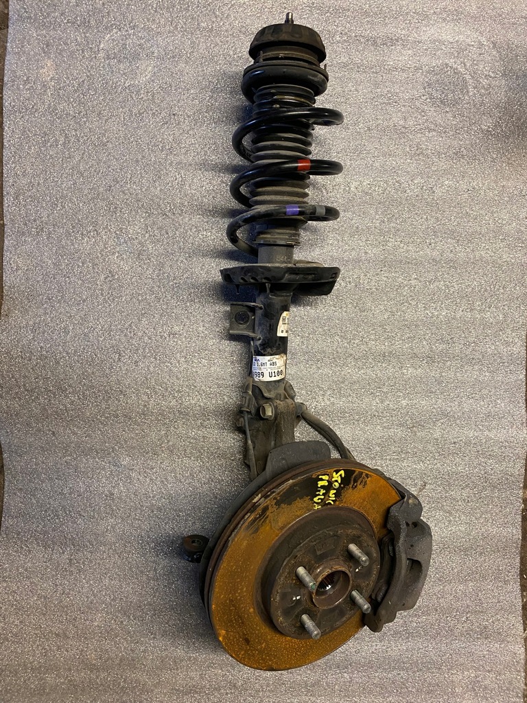 фото №1, Kia stonic crdi поворотный кулак амортизатор правый