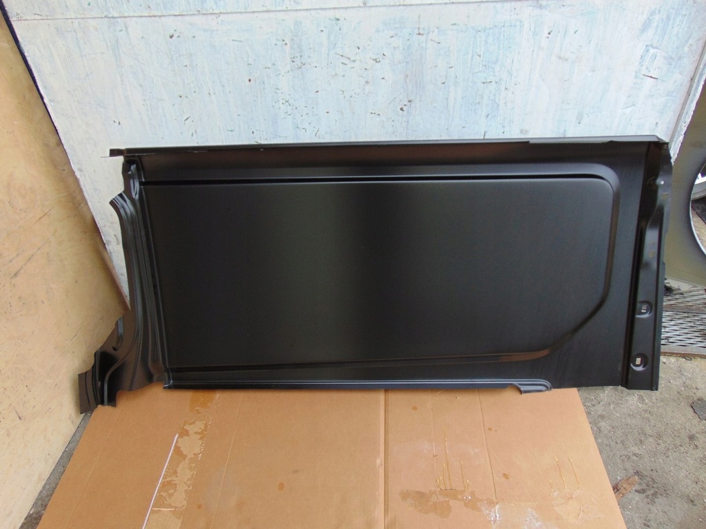 фото №10, Обшивка крила бік правий задня trafic vivaro b