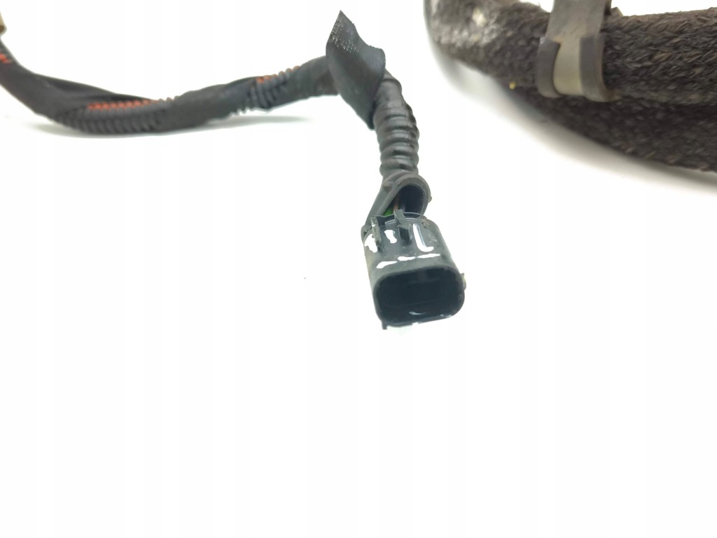 Maserati quattroporte 2006 шланг сцепления 05476100548 в Украине