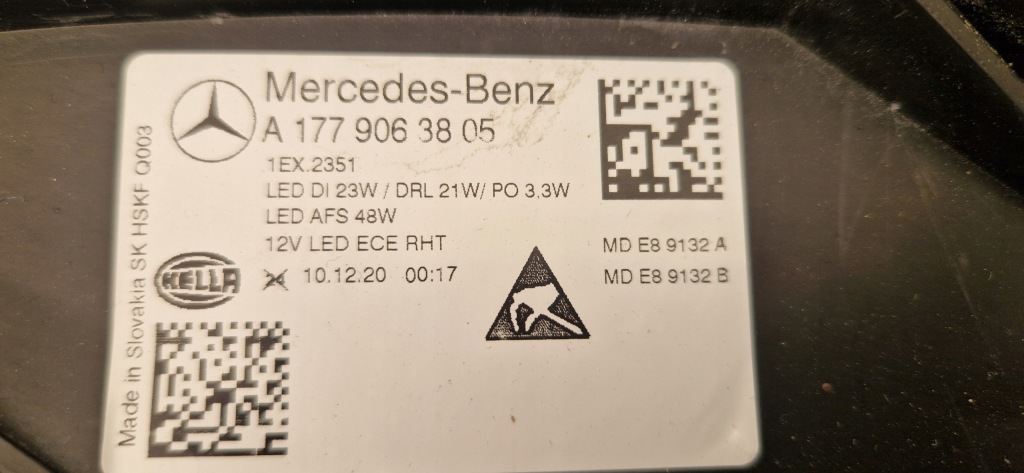 Mercedes a-klasa 177 full led performance лампа передня права Оригінал