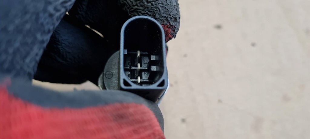 Купить Q3 83a датчик давления топливной  2.0 tfsi 06j906054j vw tiguan