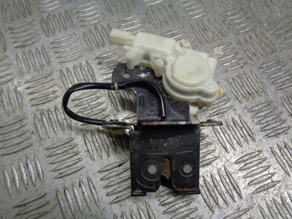 фото №1, Замок кришки багажника mazda 3 bk