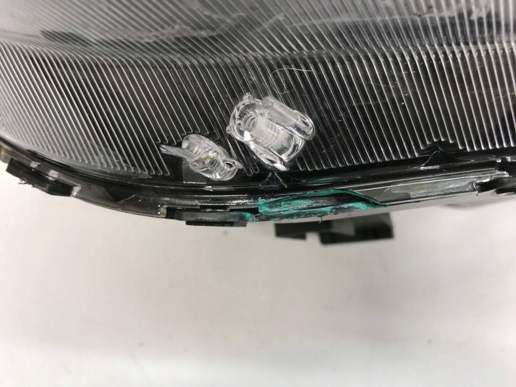 Ssangyong tivoli lift лампа ліва передня лінза + led zgm92-101030 Оригінал