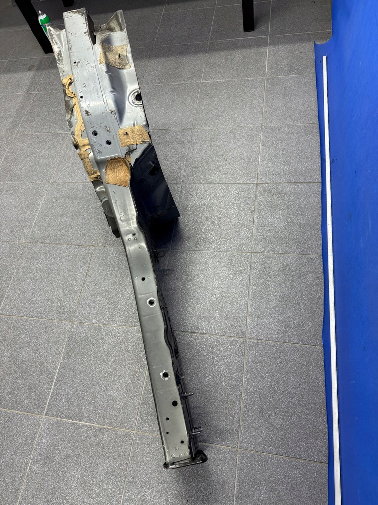 фото №5, Audi a6 c7 лонжерон правий перед 4g0805678 lz9y