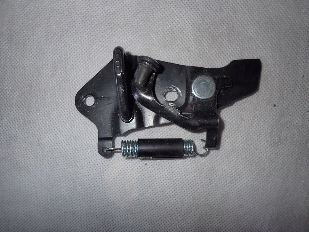 фото №1, Dw infiniti q70 засов крышки