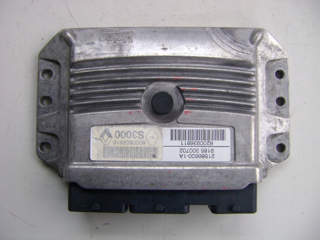 фото №1, Бортовой компьютер 21586600-1a 8200936811 renault