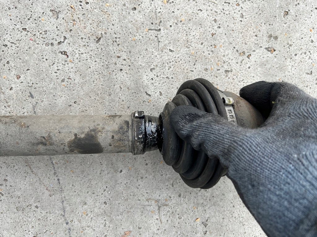 фото №2, Приводной вал передняя правая volvo v50 s40 1.6 d