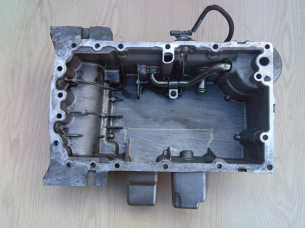 фото №12, Volvo v90 s90 xc90 ii s60 v60 поддон масляная 31480325 // 31401925 31401456