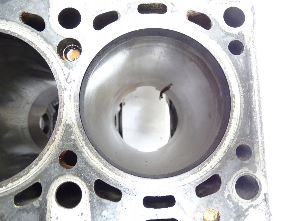 фото №8, Mercedes e klasa w212 2.2 cdi блок dół двигуна 651924 651.924