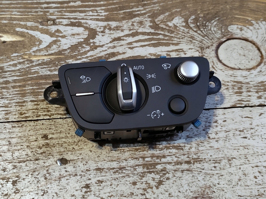 фото №1, Перемикач світла 4m0941531at audi a4 a5 q7