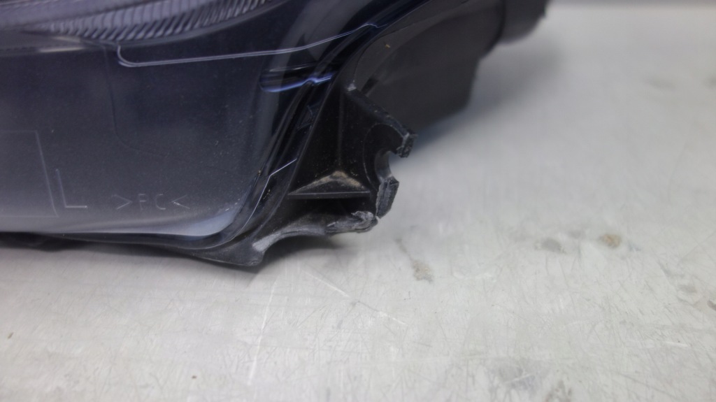 фото №2, Volvo xc40 ii лампа левая led uk rhd 31446780