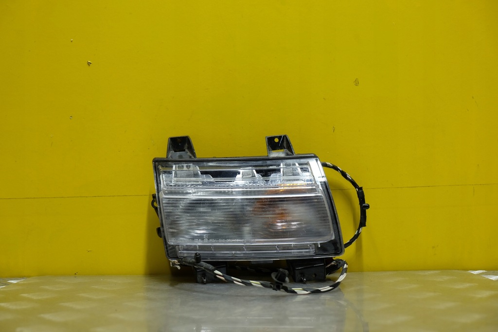 фото №1, Jeep gladiator 2018- протитуманна фара r поворотник