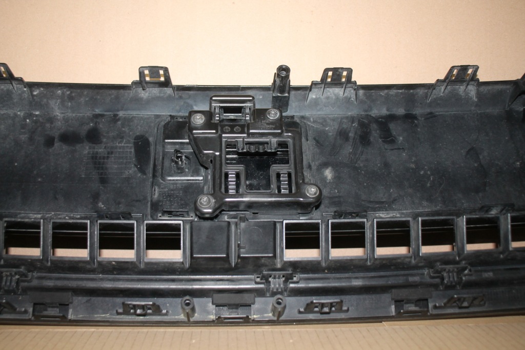 Polestar 2 решётка радиатора решётка радиатора 32337728, mid range радар Доставка