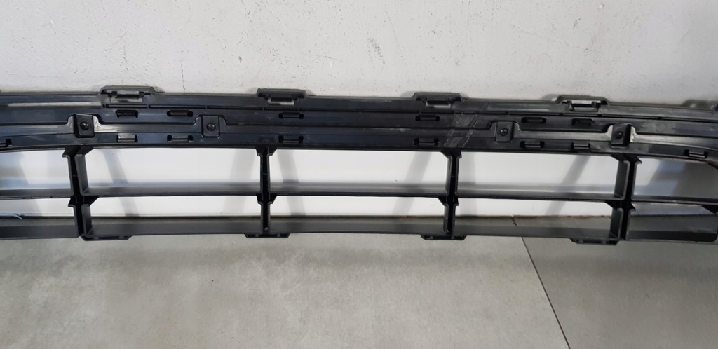 фото №9, Kia venga lift 15- решётка бампера средняя перед 86560-1p500