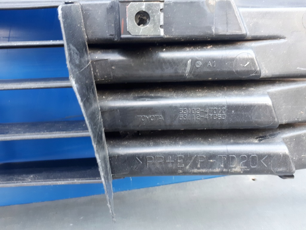 фото №10, Toyota prius 2012-2015 12-15 решётка бампера