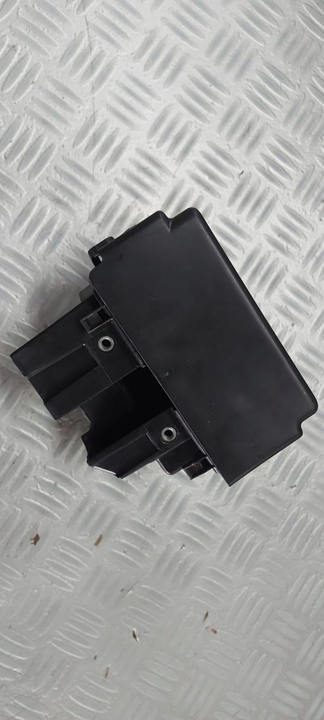 фото №7, Коробка запобіжників renault clio v 5 captur ii