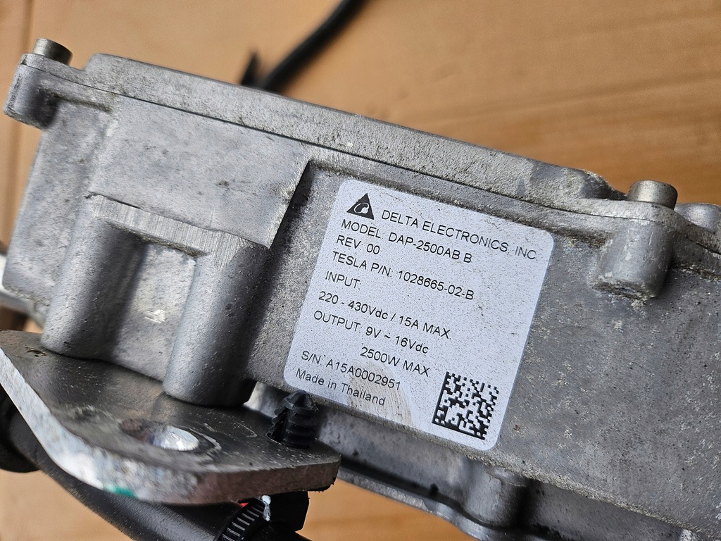 фото №5, Инвертор tesla mercedes w242 b250e w246